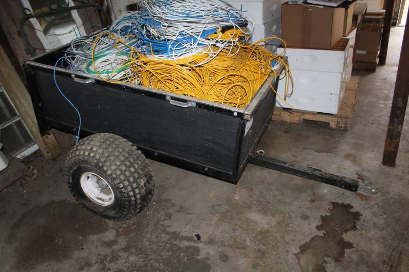 lot 154 image: Rider Lawn Mower Box Trailer Attachment