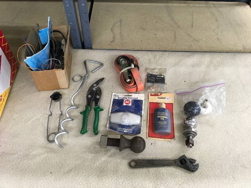 lot 525 image: Misc ToolsItems