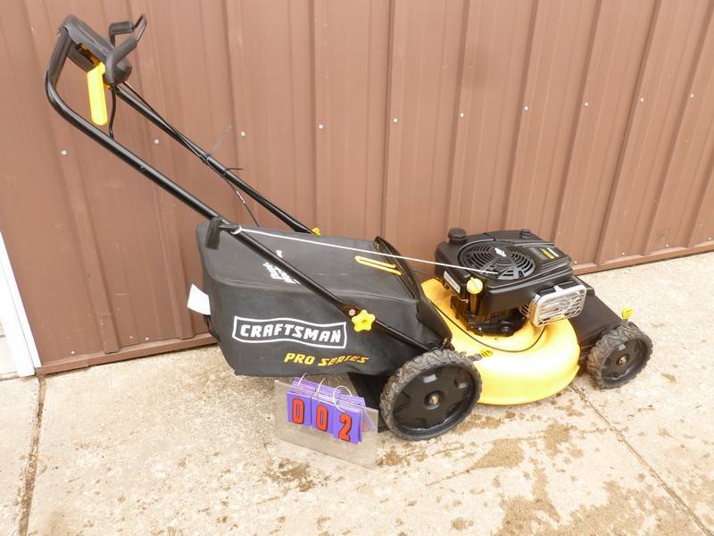SnS Auctions # 372 Early Summer Outdoor Equipment