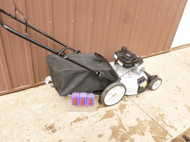 SnS Auctions # 372 Early Summer Outdoor Equipment