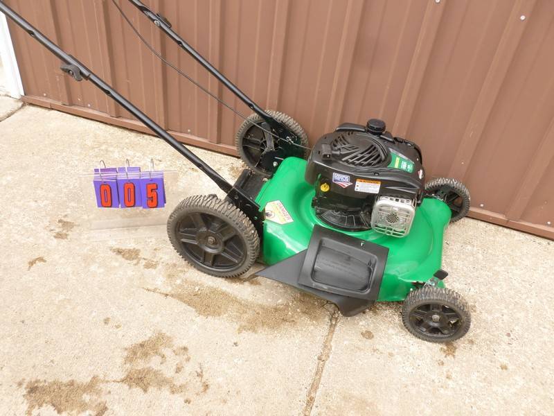 SnS Auctions # 372 Early Summer Outdoor Equipment