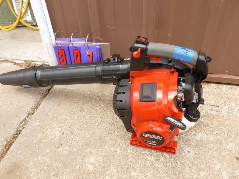 SnS Auctions # 372 Early Summer Outdoor Equipment