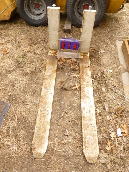 SnS Auctions # 372 Early Summer Outdoor Equipment