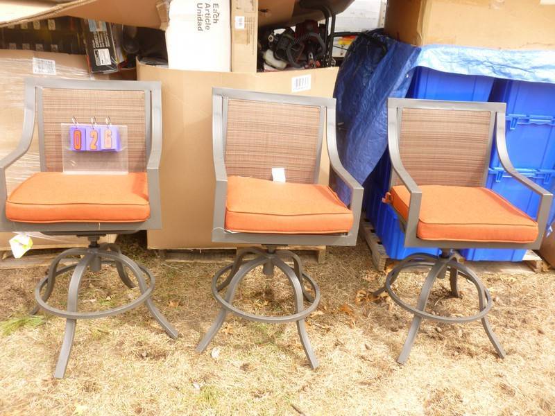 SnS Auctions # 372 Early Summer Outdoor Equipment