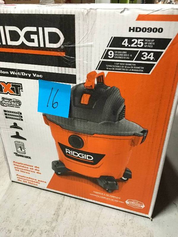 lot 16 image: RIDGID 9 Gal. 4.25-Peak HP NXT WetDry Vac  in good condition