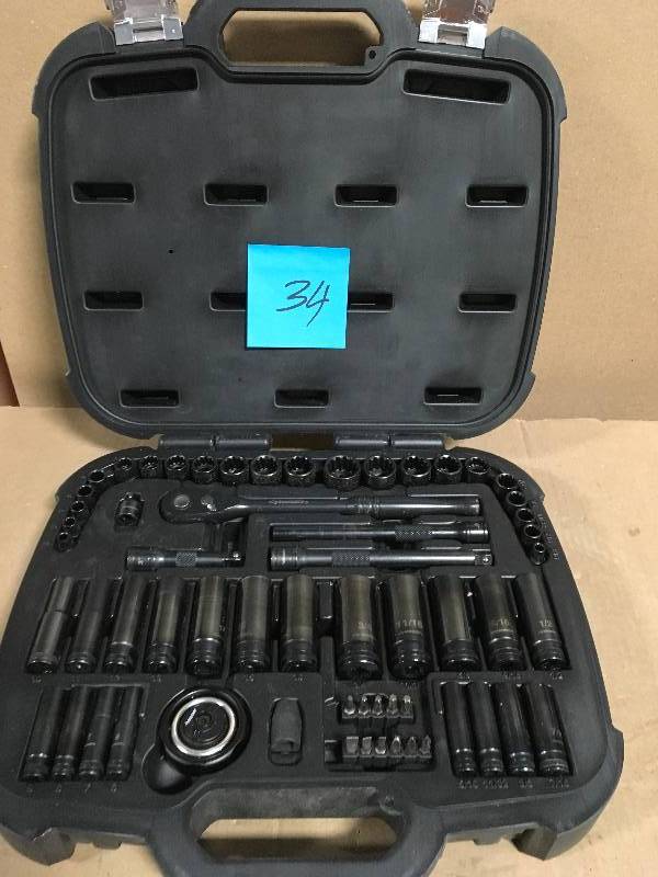 lot 34 image: Husky 38 in. Drive 100-Position Universal SAE and Metric Mechanics Tool Set (60-Piece)  in good condition