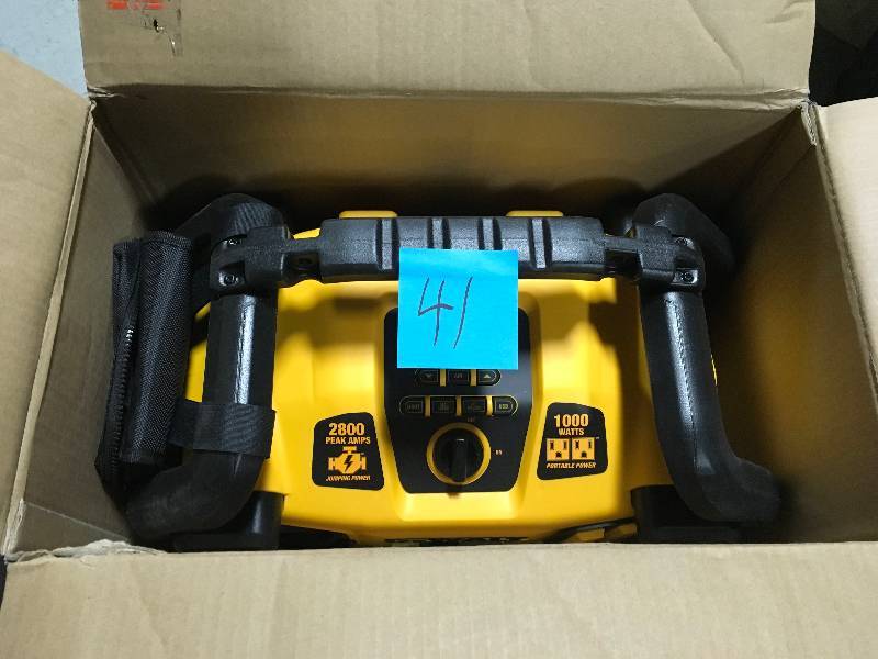 lot 41 image: DEWALT 2800 Peak Amp Jump Starter 1000-Watt Power Inverter with Digital Compressor MISSING JUMPER CABLES