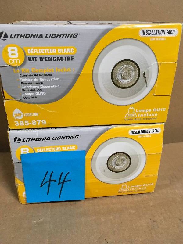 lot 44 image: Lithonia Lighting 3 in. GU10 Matte White Recessed Baffle Kit QTY 2  in good condition