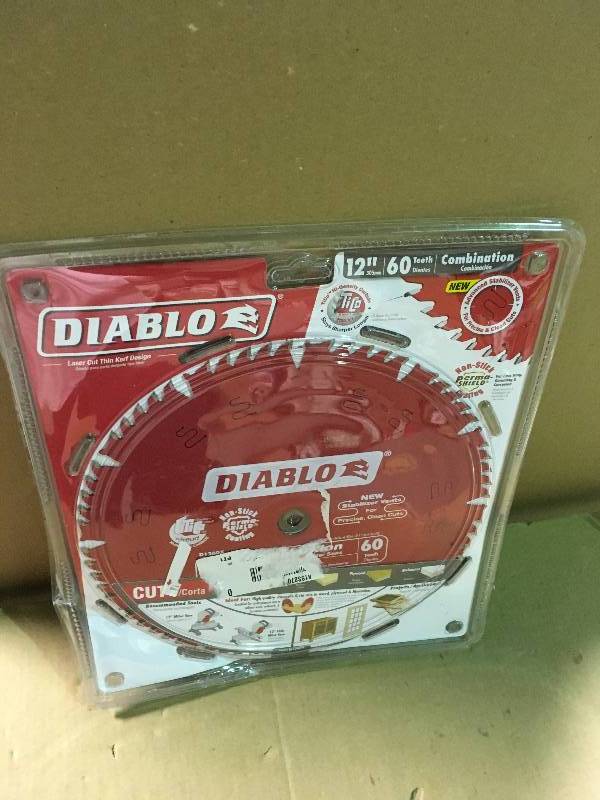lot 1 image: Diablo 12 in. x 60-Teeth Combination Saw Blade in good condition