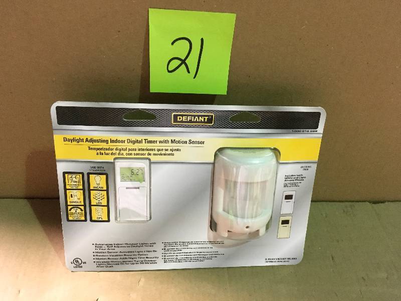 lot 21 image: Defiant 8 Amp 7-Day Indoor In-Wall SunSmart Digital Timer Switch with Motion Sensor, White in good condition