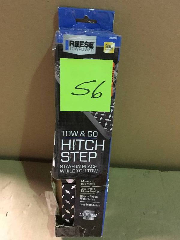lot 56 image: Reese Towpower Tow and Go Hitch Step in good condition