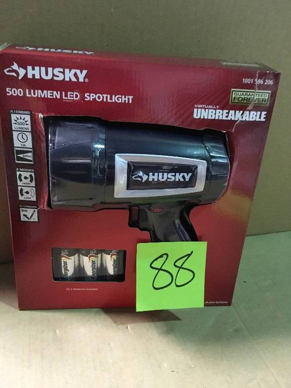 lot 88 image: Husky 500 Lumen LED Compact Unbreakable Spotlight not used