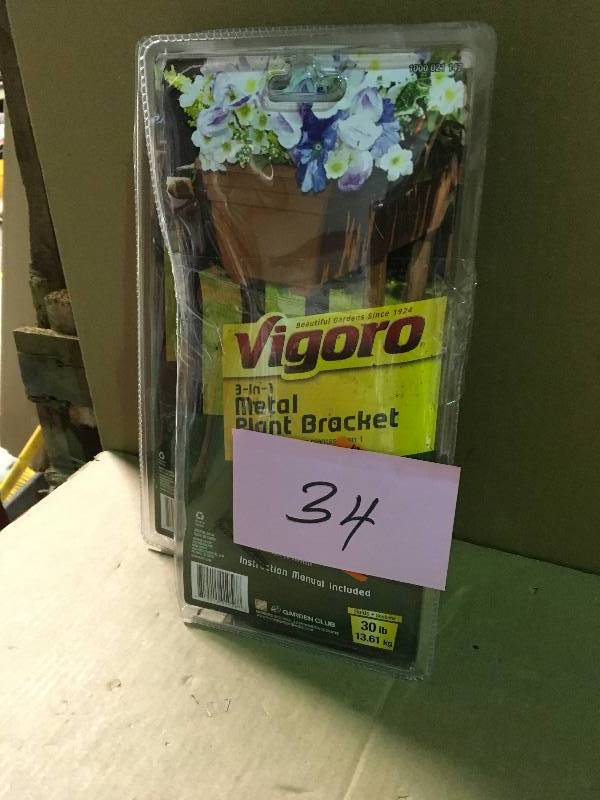 lot 34 image: Vigoro 3-in-1 metal plant bracket QTY 2  in good condition