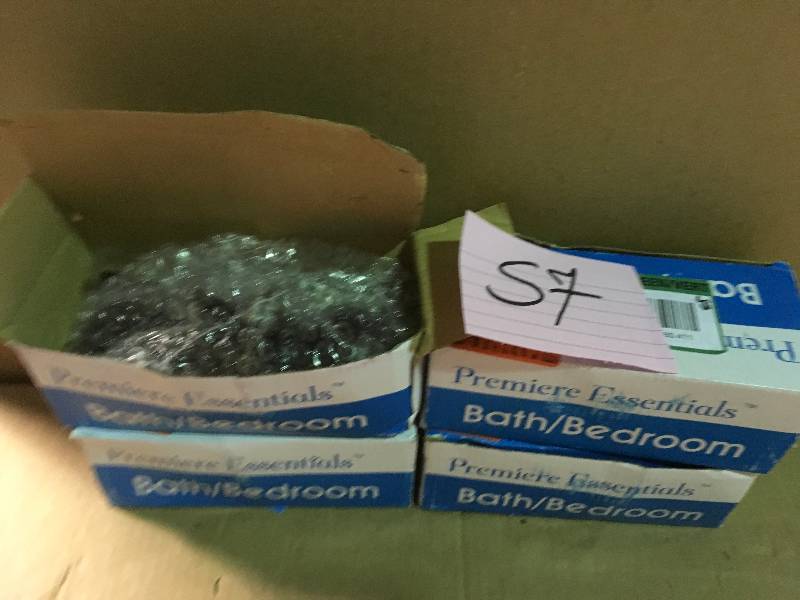 lot 57 image: Weslock Premiere Essentials Oil-Rubbed Bronze Privacy BedBath Hudson Door Knob QTY 4 in good condition