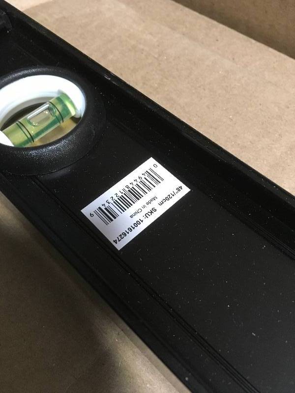 lot 105 image: Husky 48 in. I-Beam Level in good condition