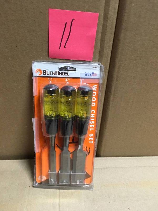 lot 11 image: Buck Bros. Professional Wood Chisel Set (3-Piece)  in good working condition