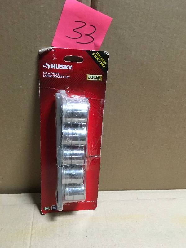 lot 33 image: Husky 12 in. Drive Metric X-Large Socket Set (5-Piece)
