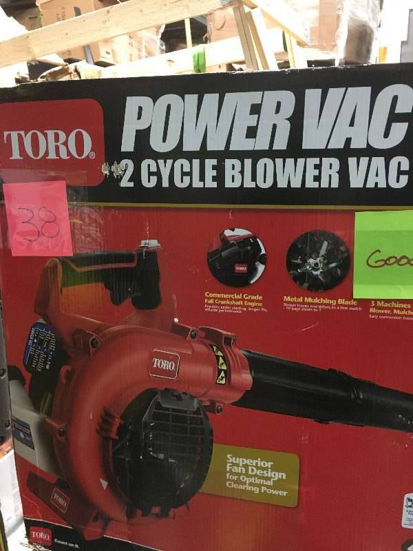 lot 38 image: Toro 150 MPH 460 CFM 25.4cc 2-Cycle Handheld Gas Leaf Blower Vacuum in good working condition