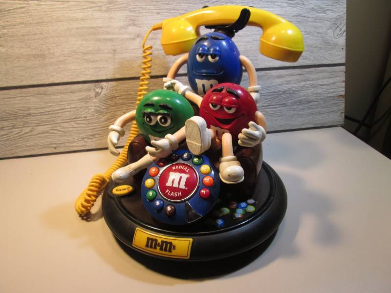 lot 24 image: M&Ms Telephone  RMT...