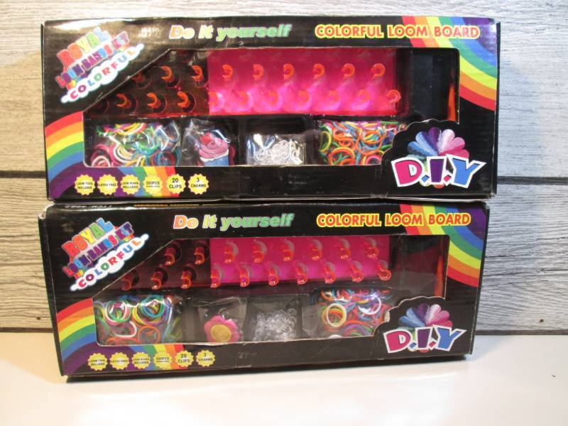lot 31 image: Lot of 2 Loom Bands Kits with Color...
