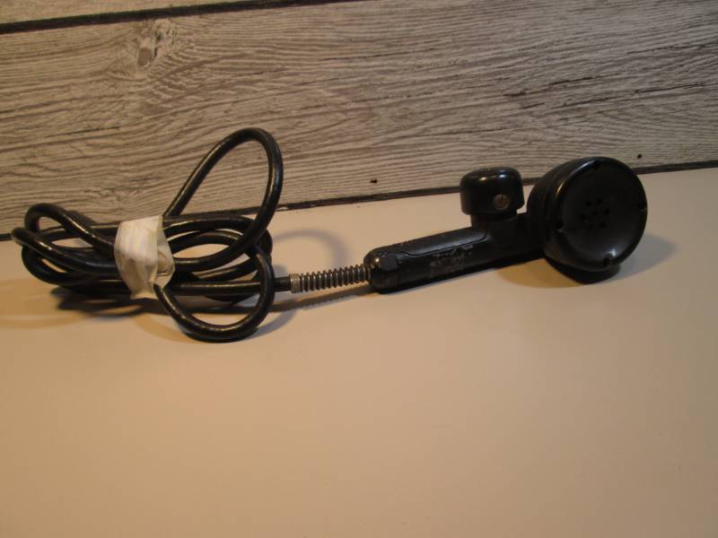 lot 37 image: Vintage Shure SW-109 Switchboard Mi...