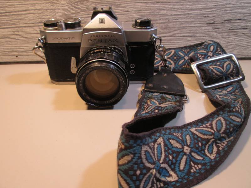 lot 40 image: Vintage Honeywell Pentax Spotmatic ...
