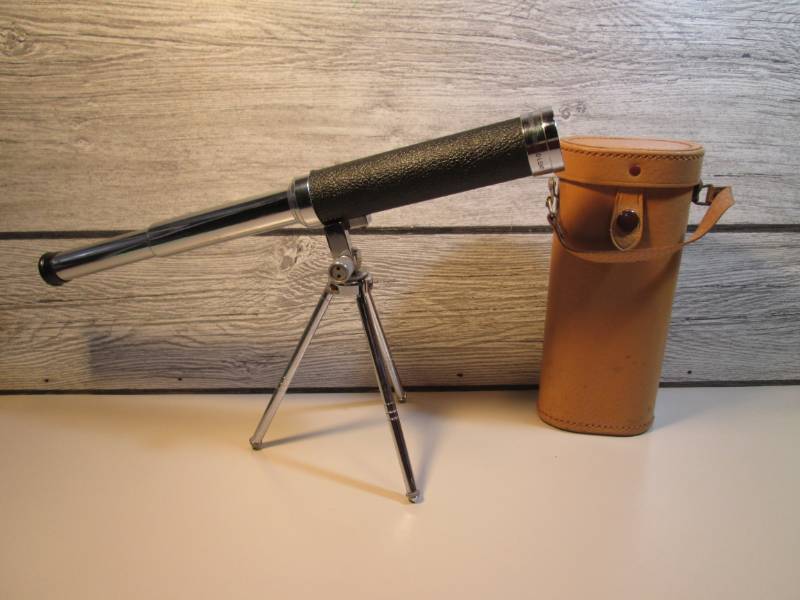 lot 99 image: Vintage Shalco 30x30mm Telescope wi...