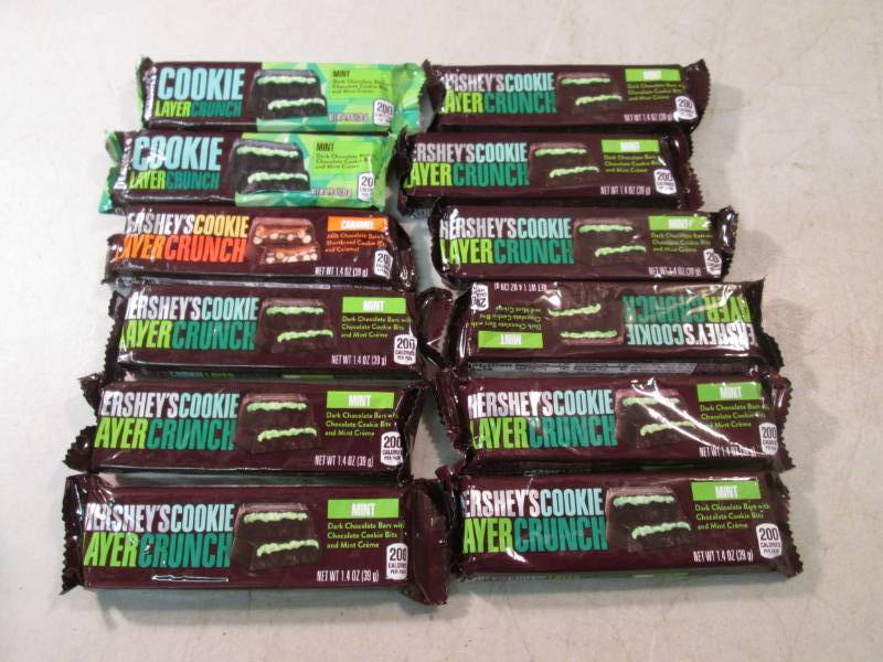 lot 174 image: Assorted Hersheys Cookie Layer Crun...