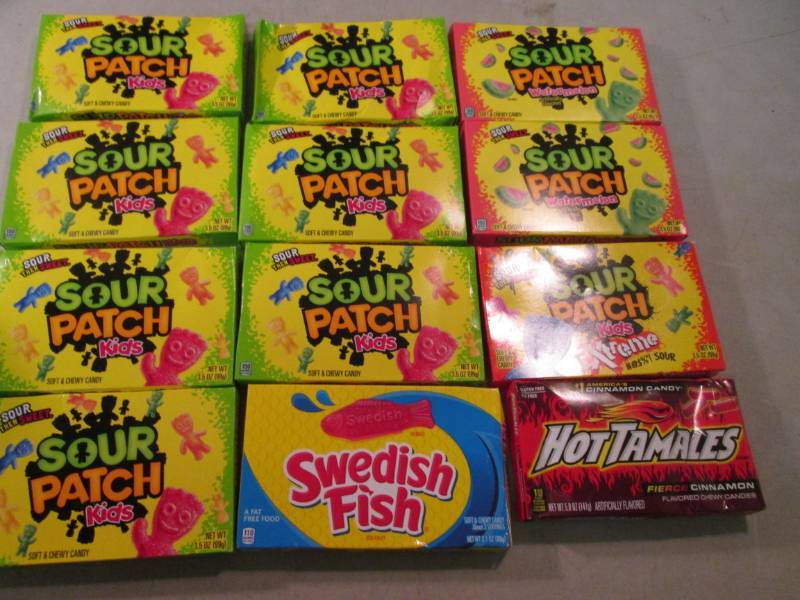lot 210 image: Assorted Box Candy  B-3...