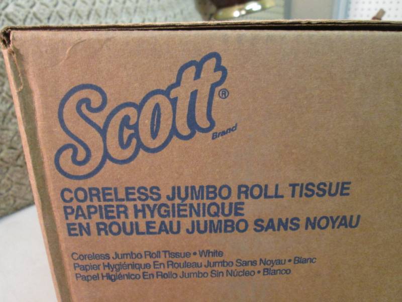 lot 272 image: Case of 12 Scott Coreless Jumbo Rol...