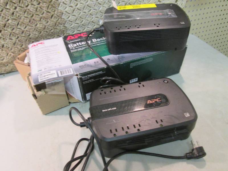 lot 295 image: Lot of 2 APC Battery Backups 650  P...