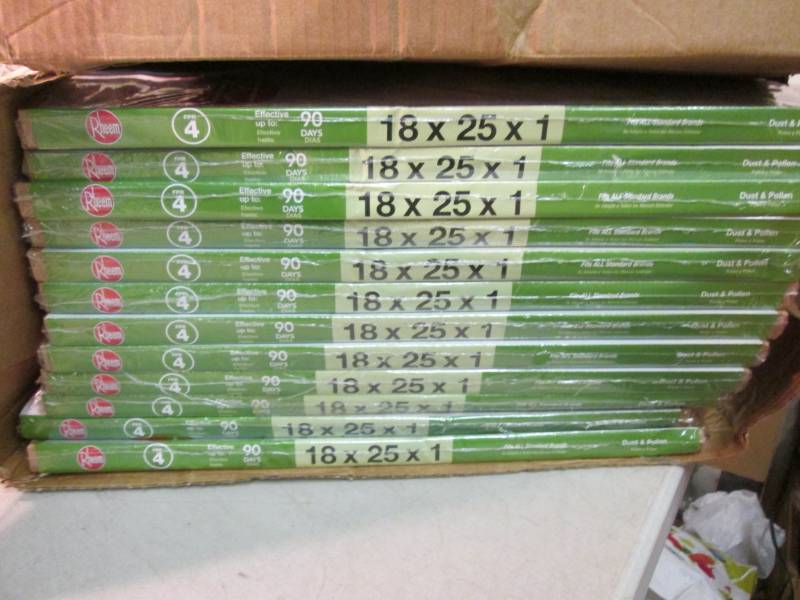 lot 309 image: Case of 12 Rheem 18 x 25 Basic Ho...