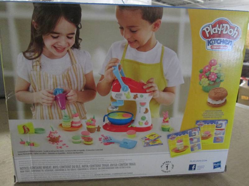 PlayDoh Kitchen Creations...