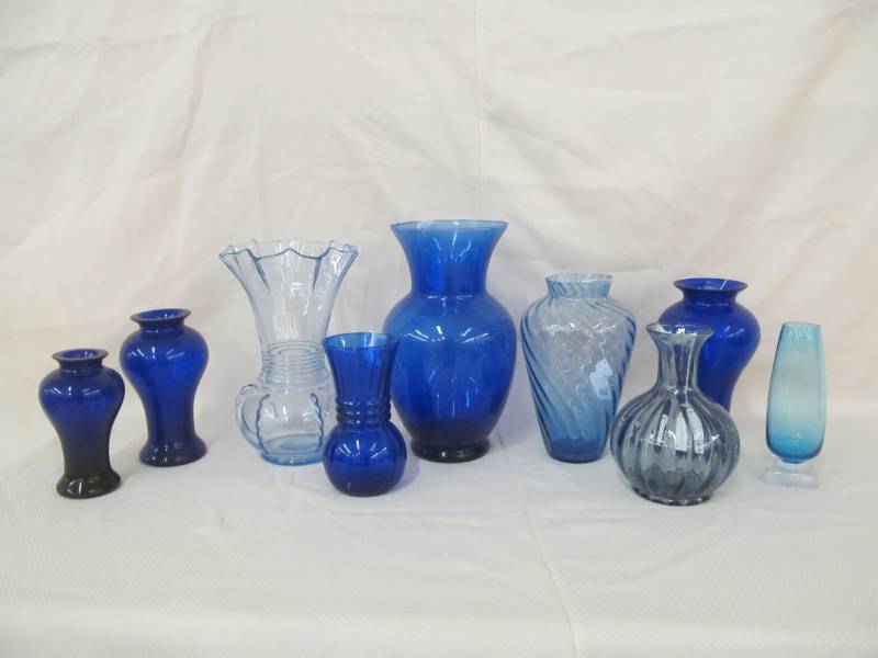 lot 8 image: Cobalt vases