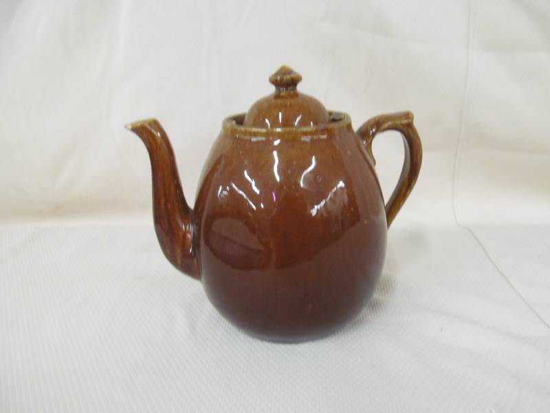 lot 139 image: coffee server