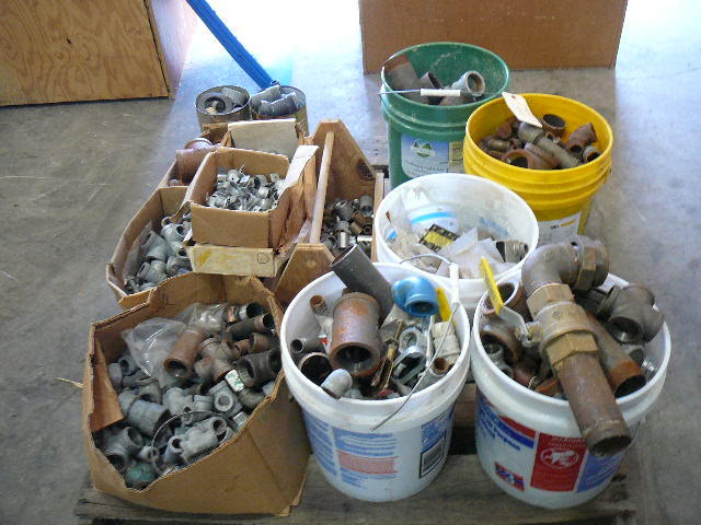 lot 99 image: Large Lot of Plumbing Fittings