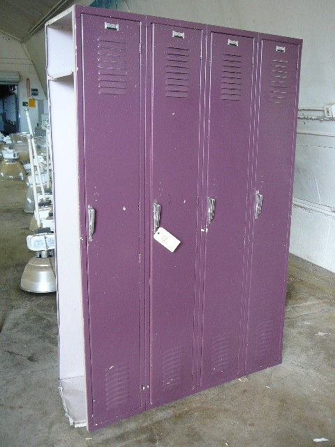 lot 120 image: 4 Door Locker