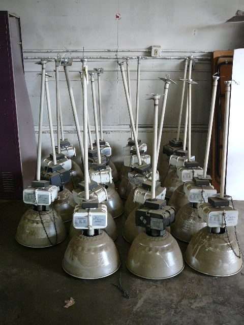 lot 123 image: Lot of Lithonia Hi-Tek Hanging Lights