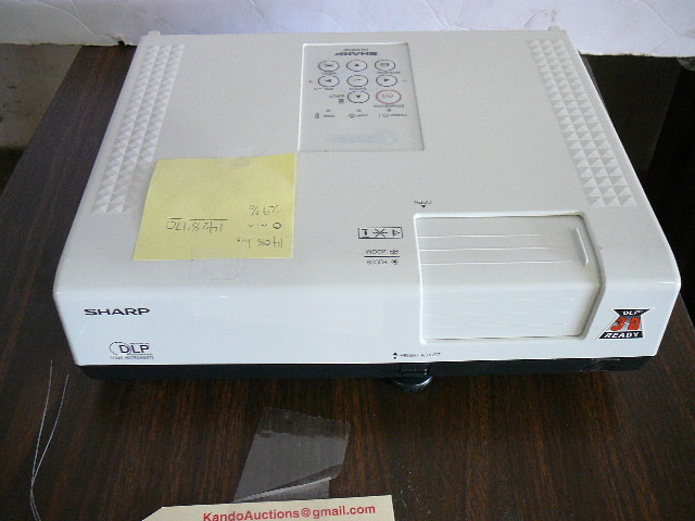 lot 128 image: Sharp DLP 3D Ready Texas Instruments Projector