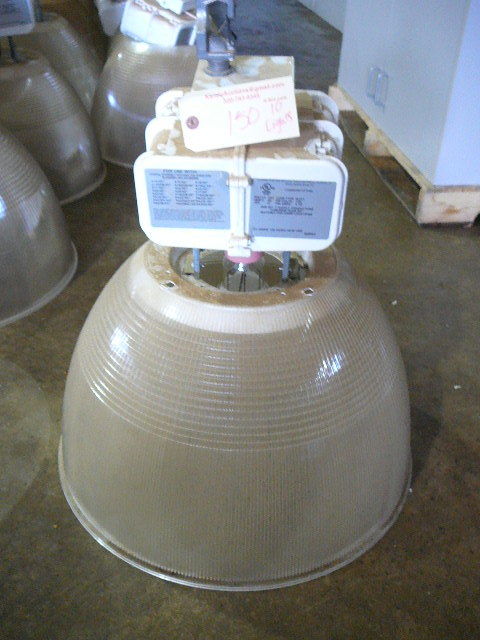 lot 150 image: Lot of Warehouse Lithonia Lights
