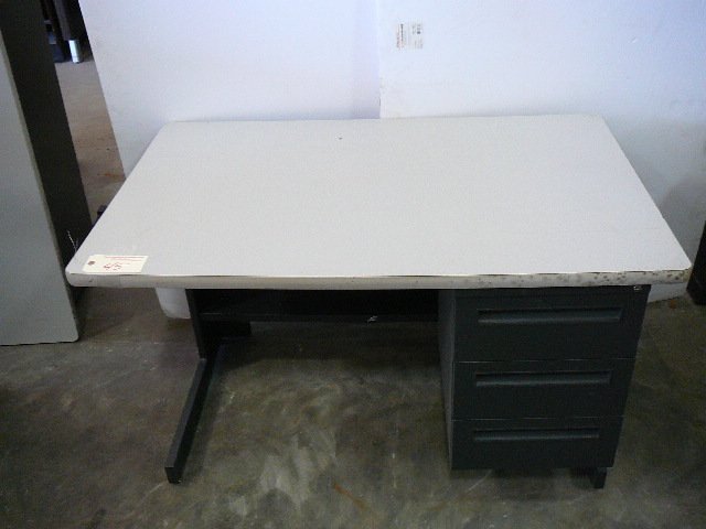 lot 45 image: WorkstationDesk With Drawers