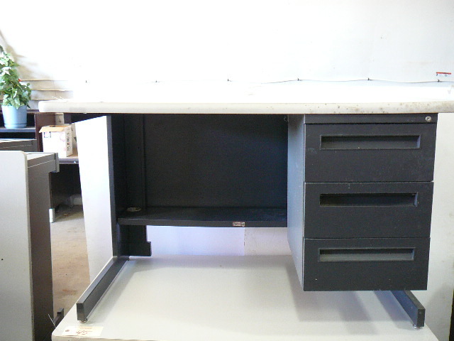 lot 46 image: WorkstationDesk With Drawers