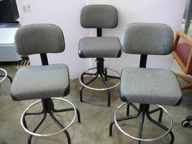 lot 68 image: VEVCO Stools