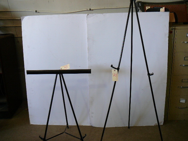 lot 58 image: 2 Media Adjustable Tripods