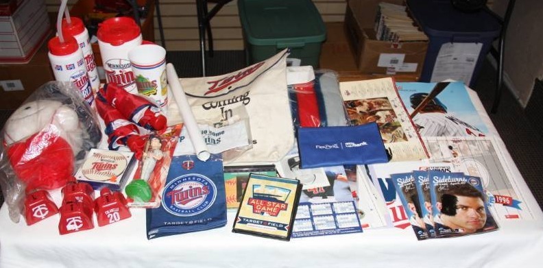 lot 51 image: Minnesota Twins Resale Lot  70 Items