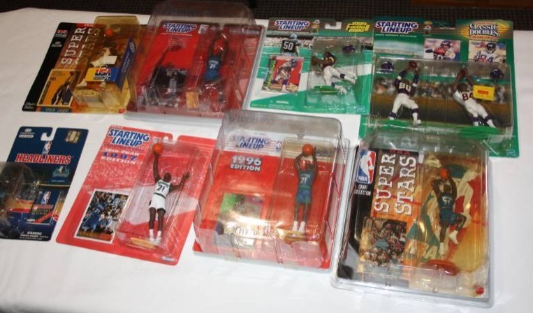 lot 53 image: Randy Moss Kevin Garnett Figure Lot All Different  8 Items