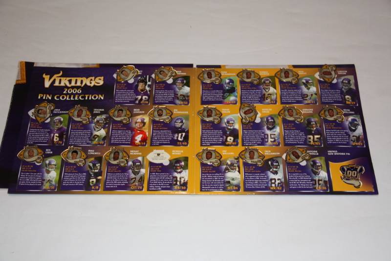 lot 84 image: 2006 Star Tribune Minnesota Vikings Pin Set  21 Pins