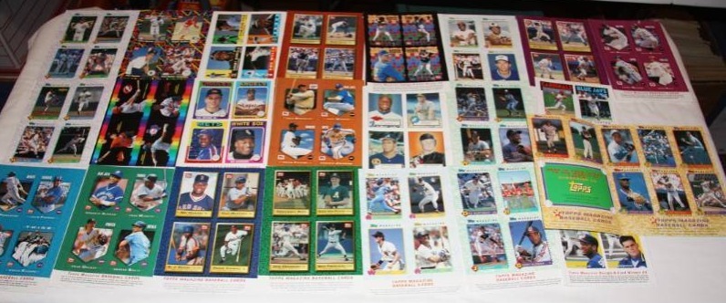 lot 87 image: 95 Uncut Sports Card Magazine Inserts  95 Items