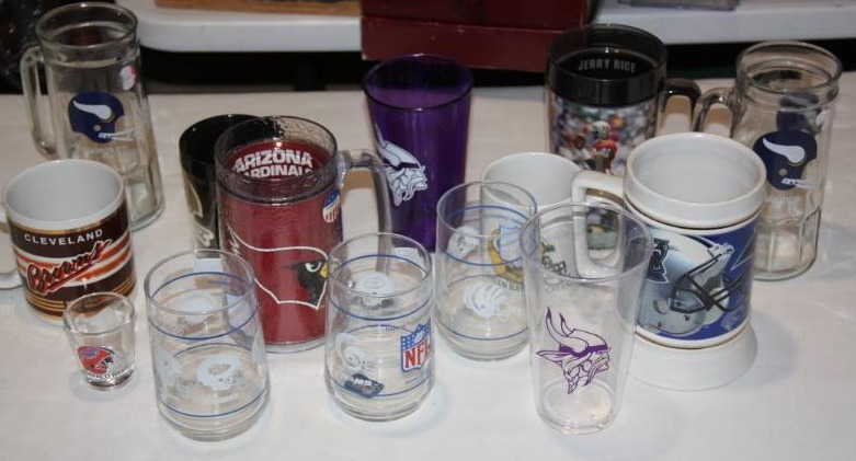 lot 102 image: Lot of Sports Glassware Cups and Mugs  13 Items