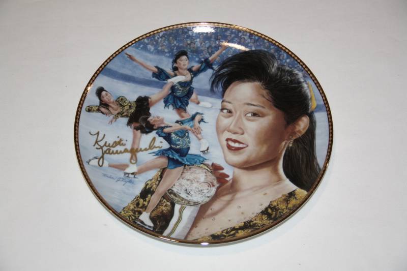 lot 125 image: Kristi Yamaguchi Autographed Collectors Plate